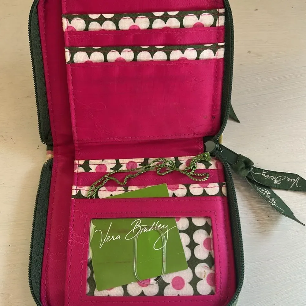 Vera Bradley Green Floral Women's Wallet